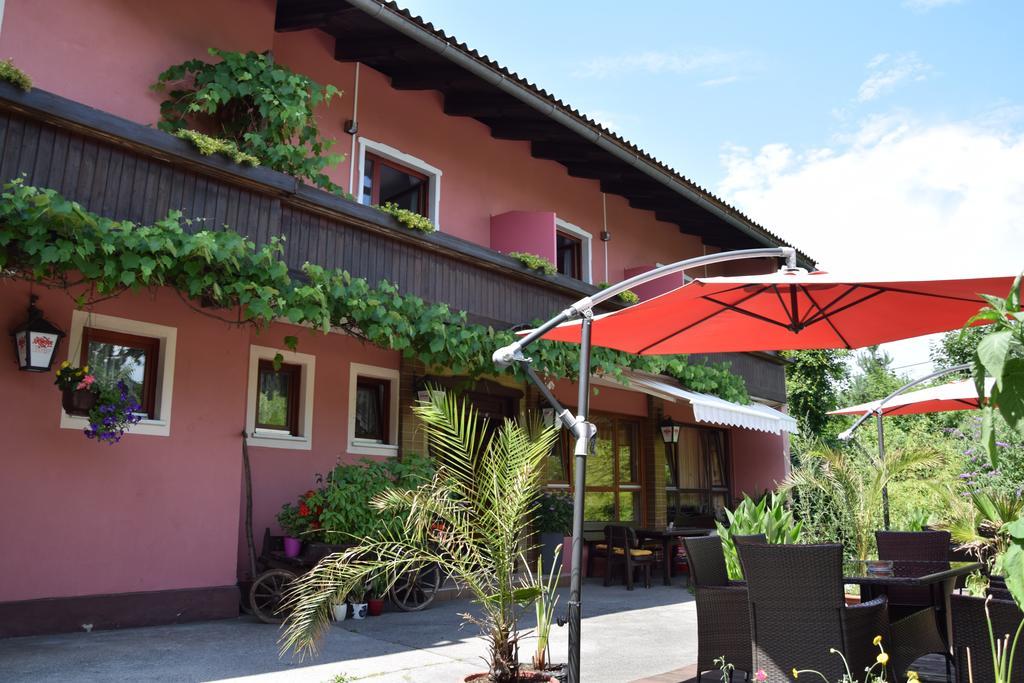 Fruehstueckspension Matheidl Ferlach Exterior photo